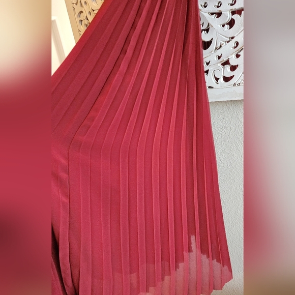 ARITIZA WILFRED BRICK COLOR PLEATED DRESS V NECK A-LINE SZ MEDIUM - Picture 12 of 13